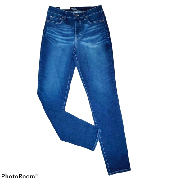 Time and Tru NWT High Rise Skinny Jean 477 - Picture 1 of 6